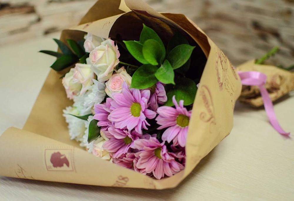 Букет цветов из: Розы и Хризантемы в Первомайском Республики Адыгея