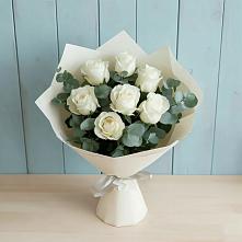 Букет Белые розы в Эвкалипте в Первомайском Республики Адыгея