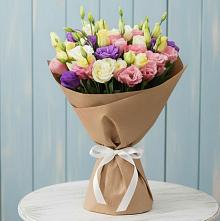 Букет цветов из:  Лизиантусы в Первомайском Республики Адыгея