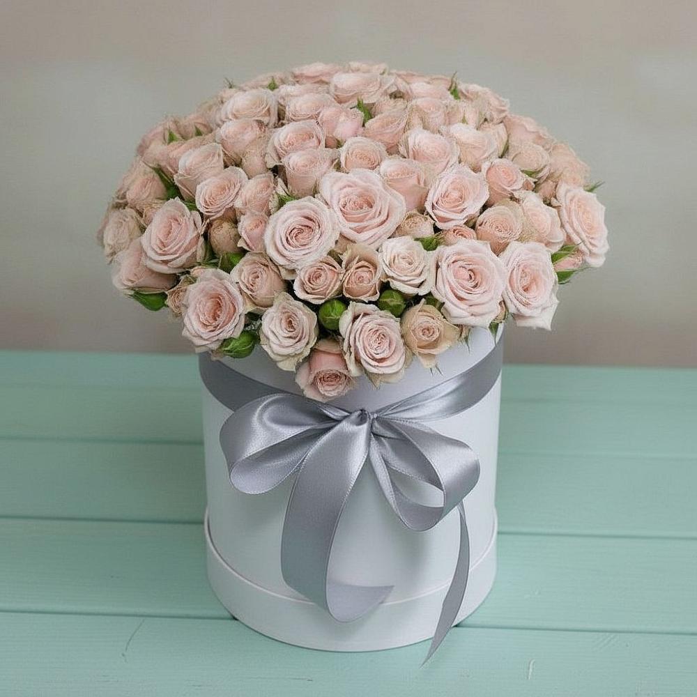 Цветочная композиция из Розы в шляпной коробке в Первомайском Республики Адыгея